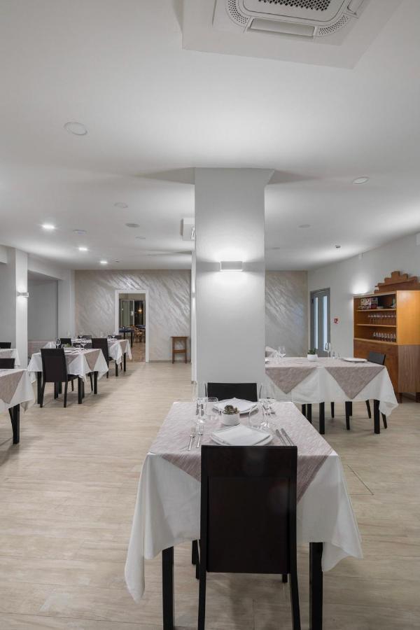 Miga Hotel Grado Centro Exterior photo